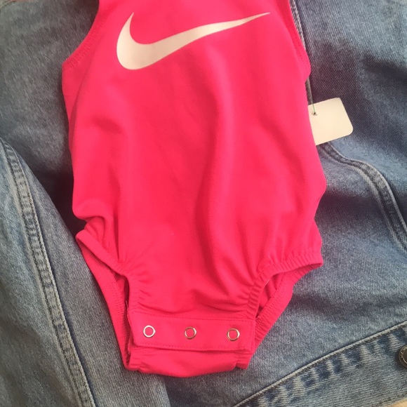 Nike baby bathing suit one piece - Picture 2 of 5